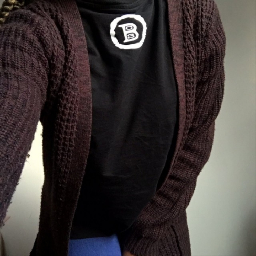 Cardigan - Picture 2 of 2